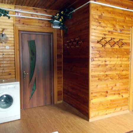 Rosinka Apartment Yaremche Bagian luar foto