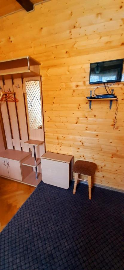 Rosinka Apartment Yaremche Bagian luar foto