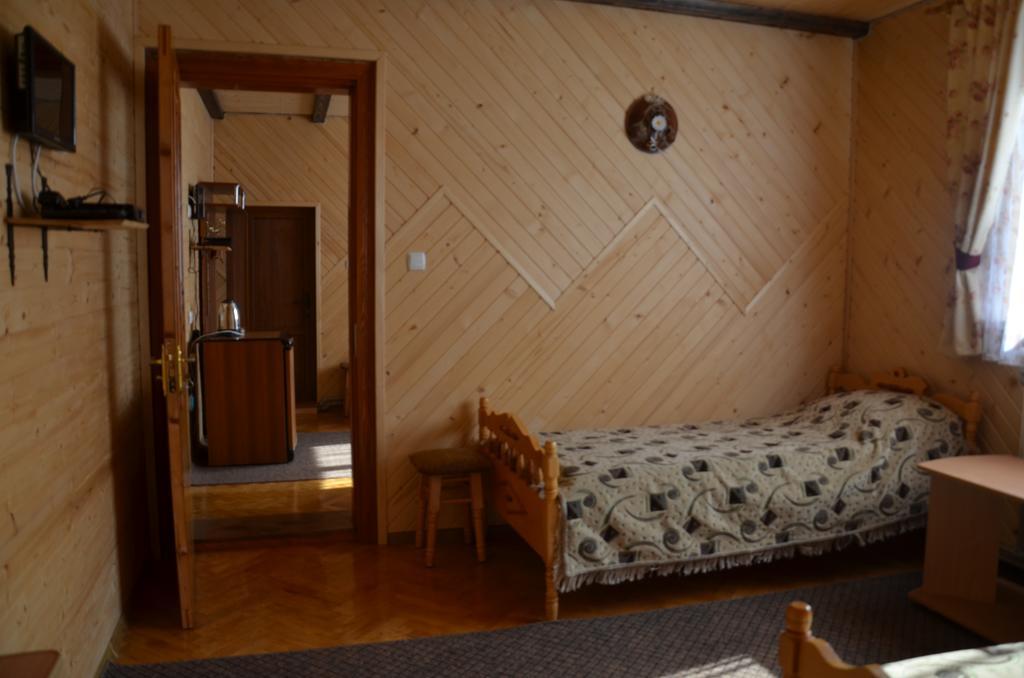 Rosinka Apartment Yaremche Bagian luar foto