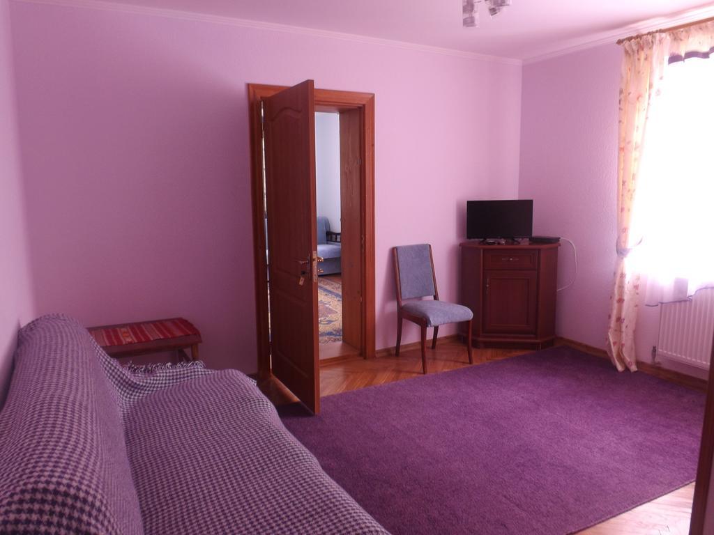Rosinka Apartment Yaremche Bagian luar foto