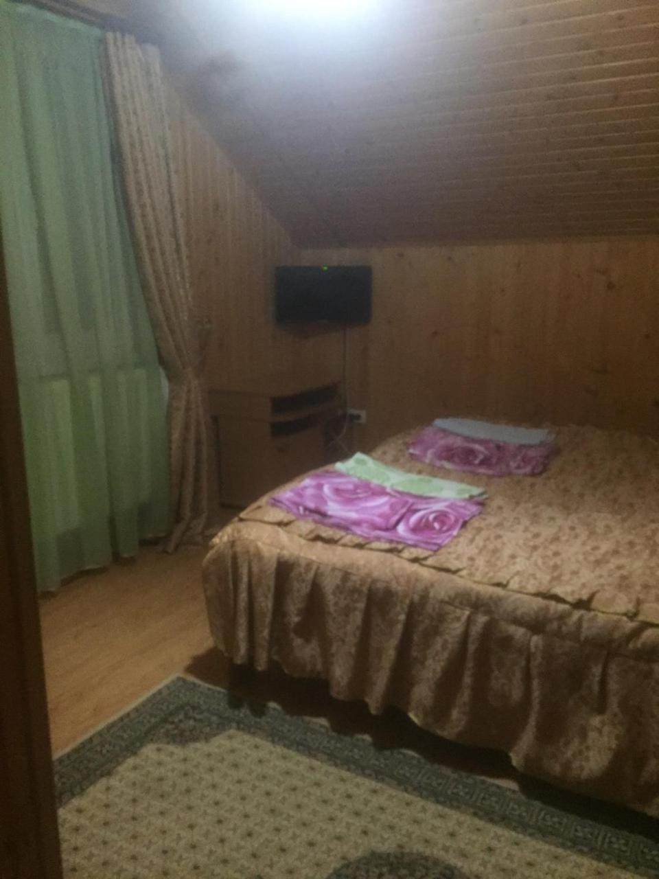 Rosinka Apartment Yaremche Bagian luar foto
