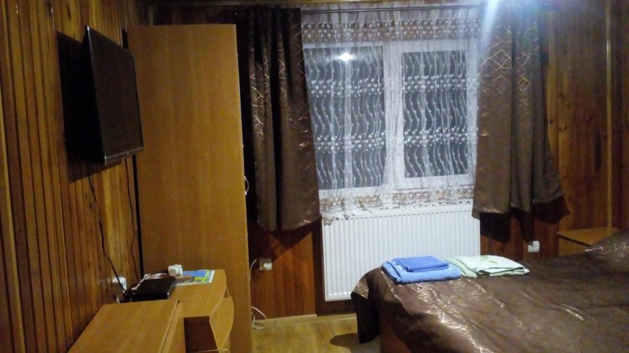 Rosinka Apartment Yaremche Bagian luar foto